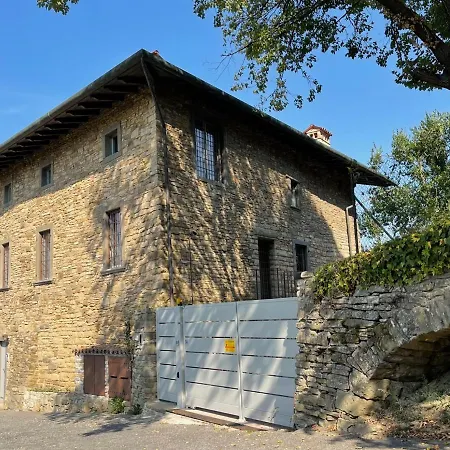 Foresteria Antica Bastia Oda ve Kahvaltı Bergamo