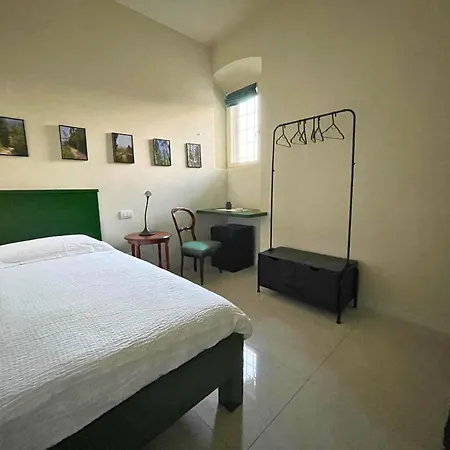Bed & Breakfast Foresteria Antica Bastia 4*
