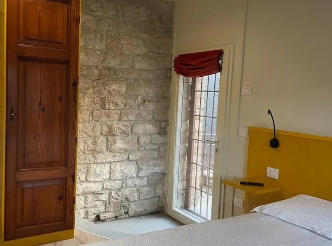 Foresteria Antica Bastia 3*