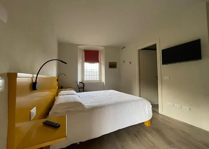 Foresteria Antica Bastia فندق مبيت وإفطار بيرغامو