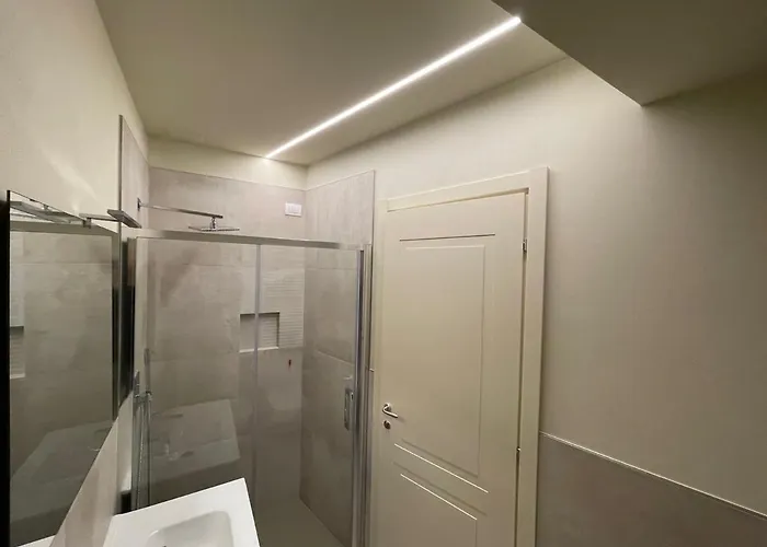 فندق مبيت وإفطار Foresteria Antica Bastia بيرغامو